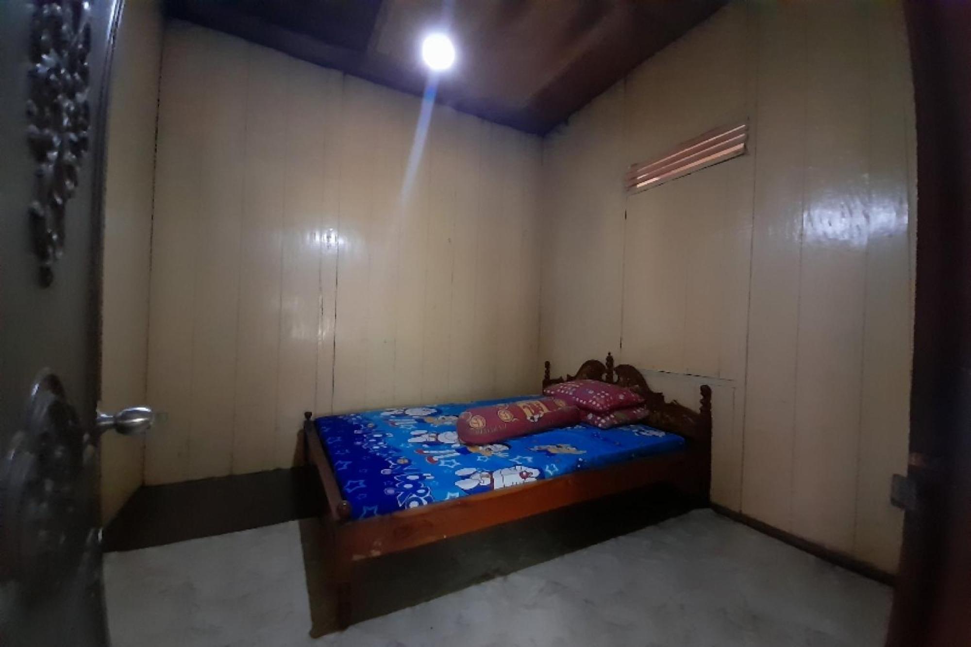 Oyo Homes 91248 Desa Wisata Banding Agung Danau Ranau Exterior photo