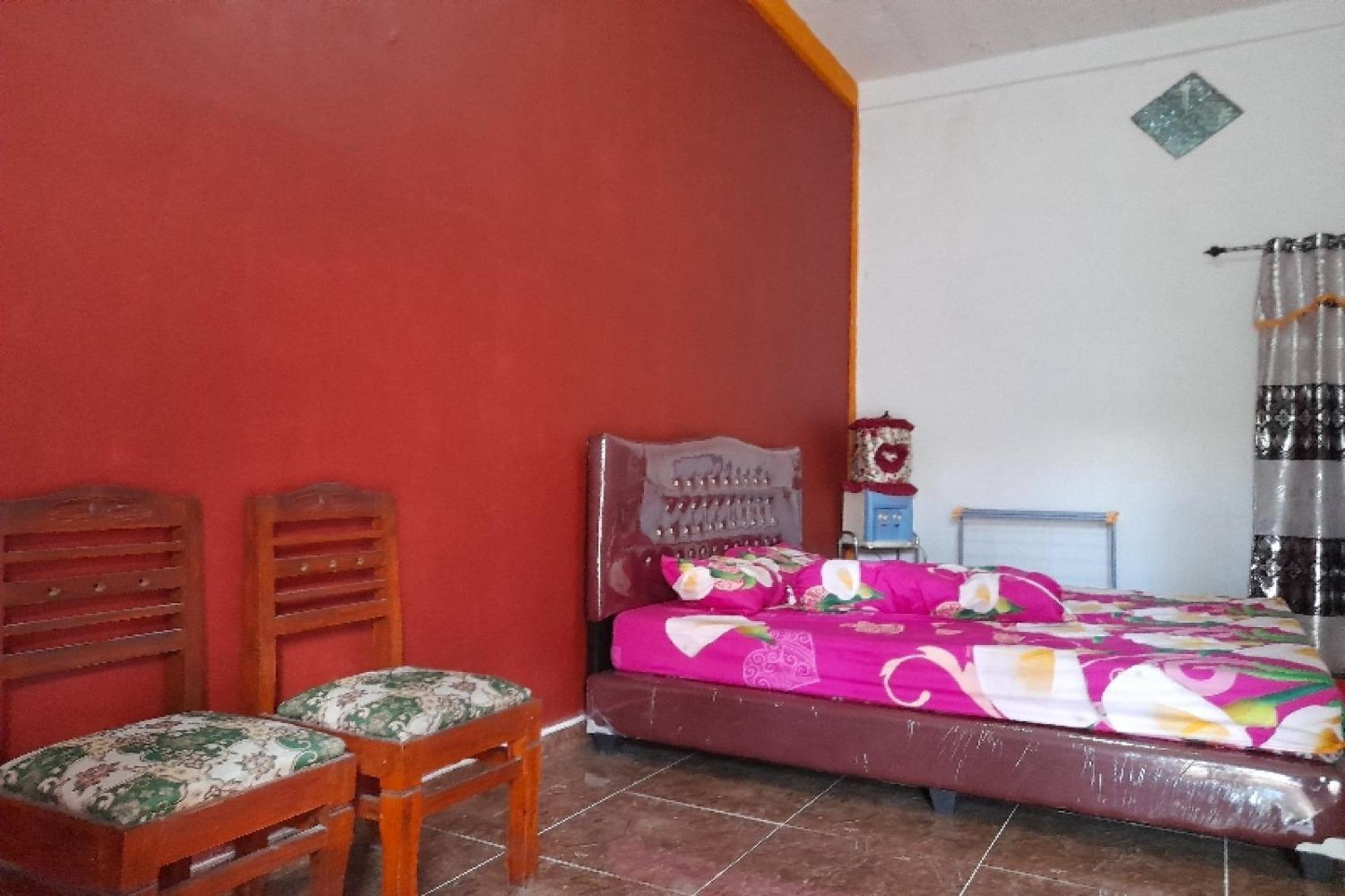 Oyo Homes 91248 Desa Wisata Banding Agung Danau Ranau Exterior photo