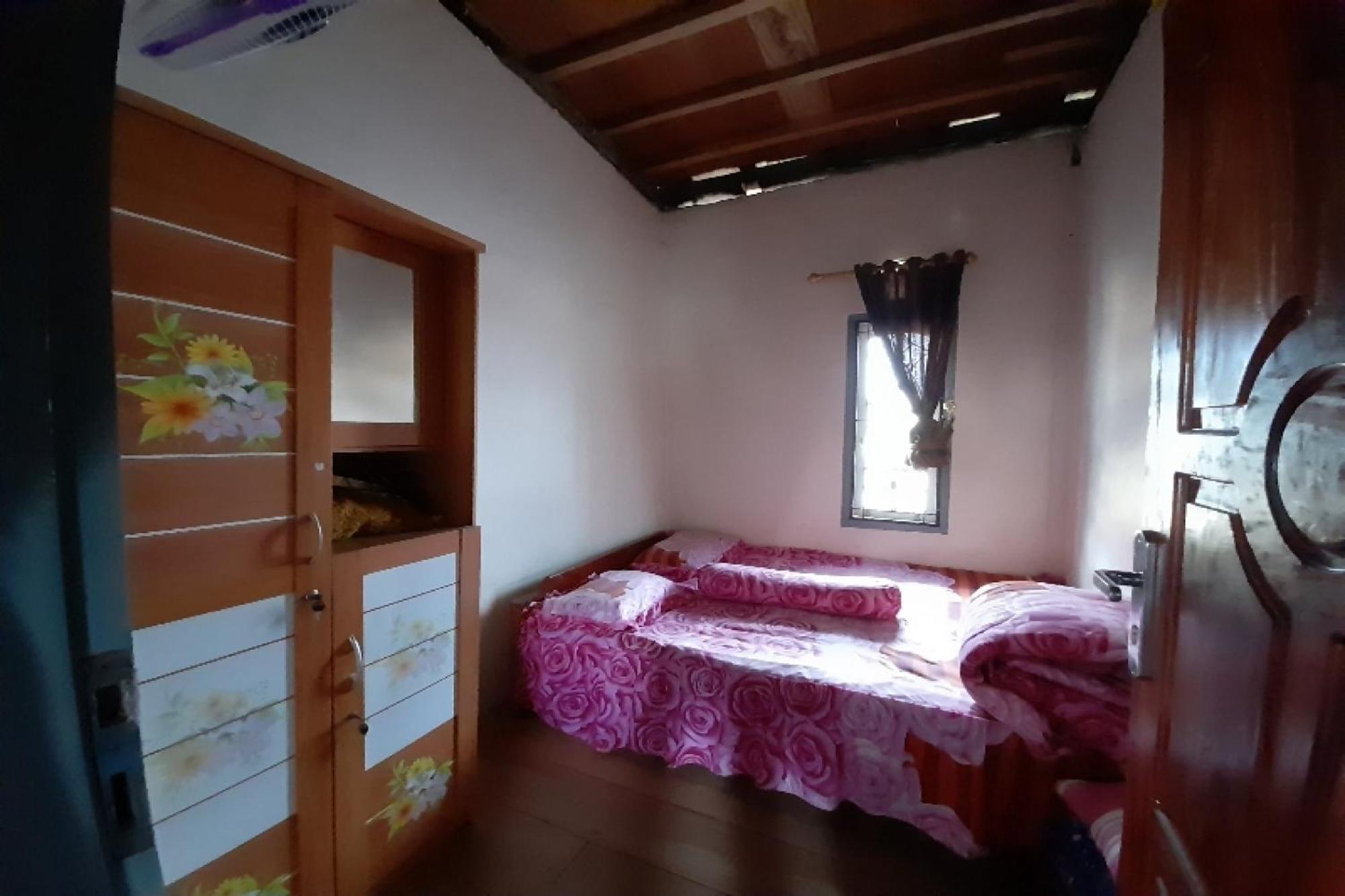 Oyo Homes 91248 Desa Wisata Banding Agung Danau Ranau Exterior photo